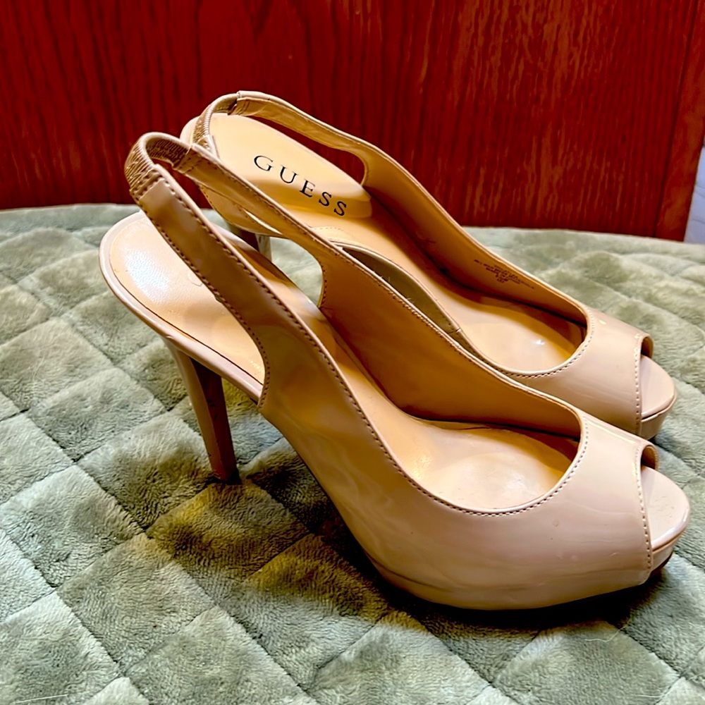 Guess Peep Toe High Heels size 6 1/2 Tan